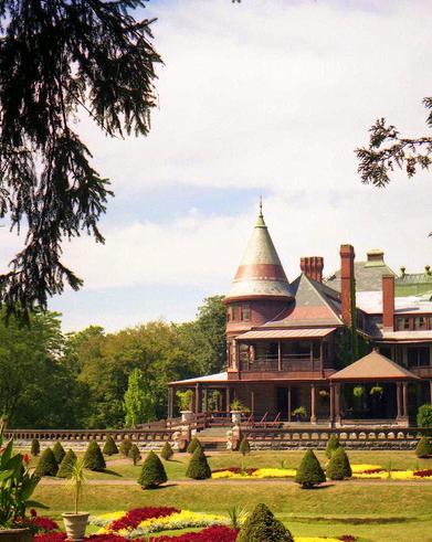 Sonnenberg Garden